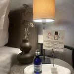 Modern Elegance In Historical Center アパート トリーア