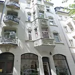 Modern Elegance In Historical Center *