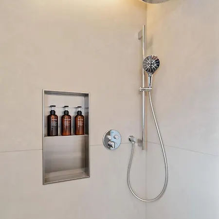 Modern Elegance In Historical Center *