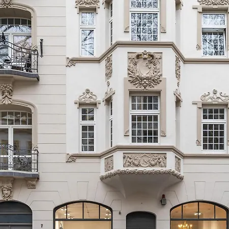 Modern Elegance In Historical Center Daire *