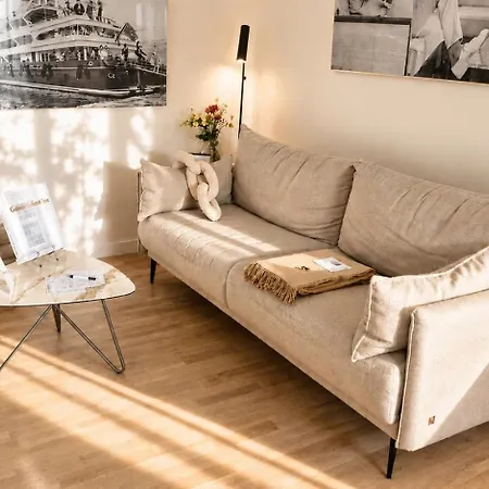 Modern Elegance In Historical Center Apartman *