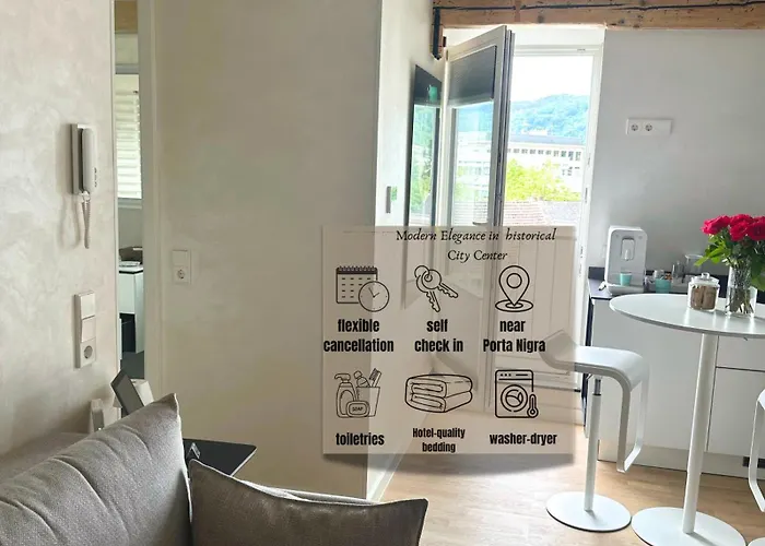 아파트 Modern Elegance In Historical Center *