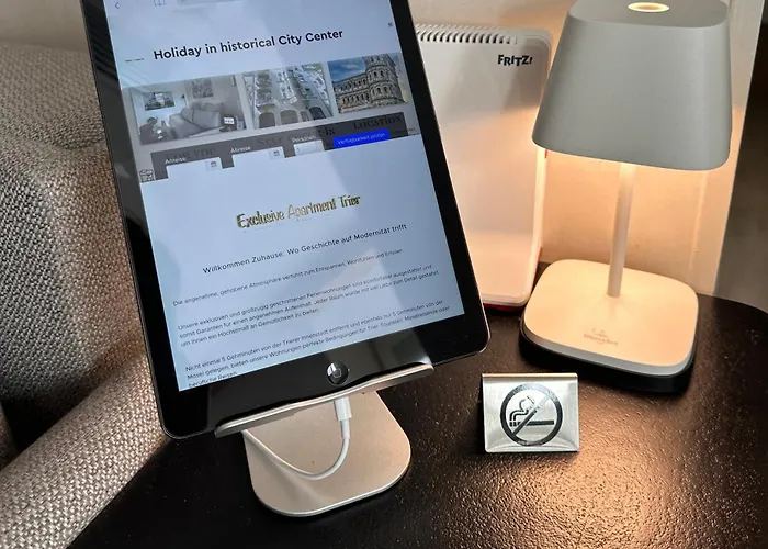 아파트 Modern Elegance In Historical Center