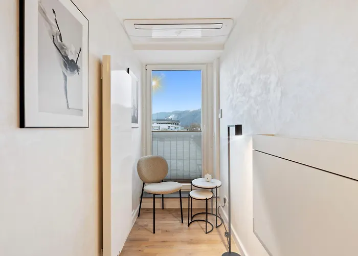 아파트 Modern Elegance In Historical Center *