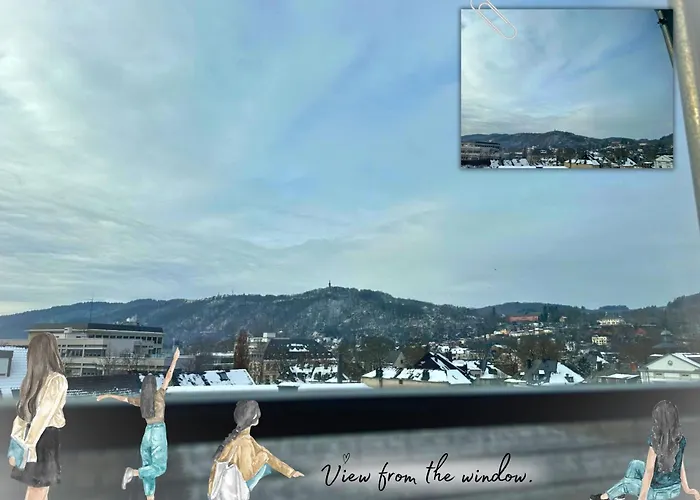 Modern Elegance In Historical Center 아파트