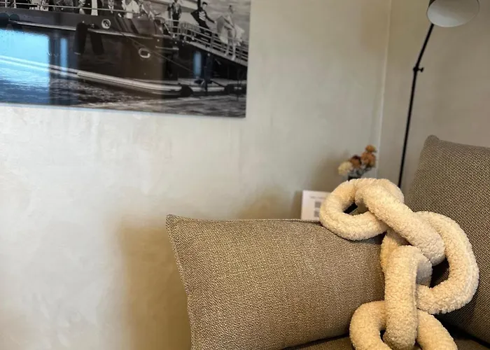 Modern Elegance In Historical Center Trevír