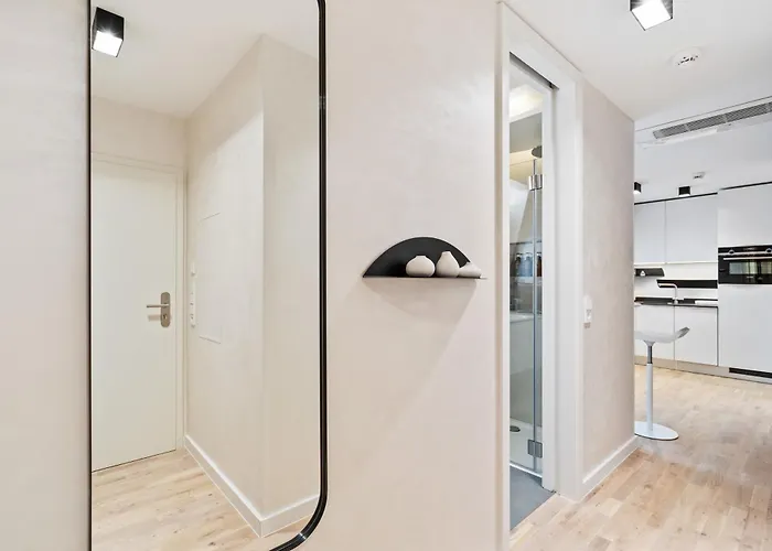 Lejlighed Modern Elegance In Historical Center