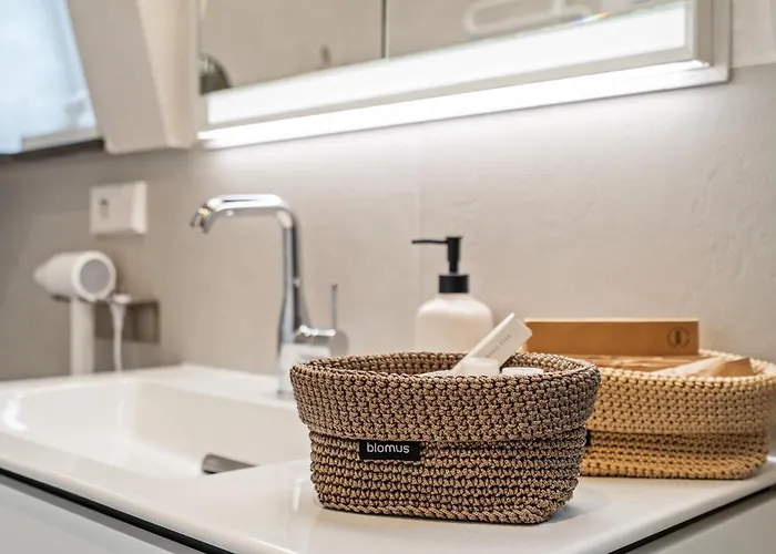 아파트 Modern Elegance In Historical Center *